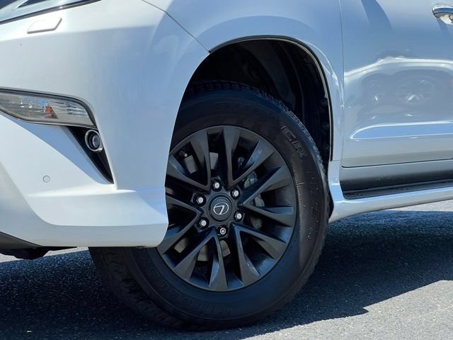 Used 2023 Lexus GX 460 Premium w/ Premium Package AWD/4WD image 2