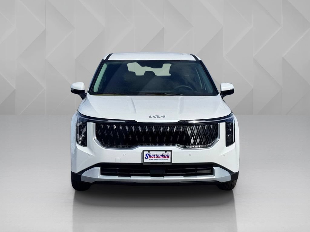 New 2026 Kia Carnival FWD image 2