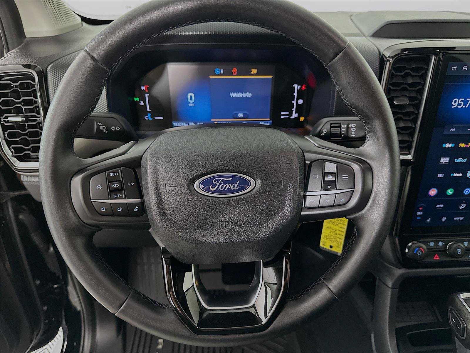 Used 2025 Ford Ranger XLT w/ Equipment Group 301A High AWD/4WD image 18