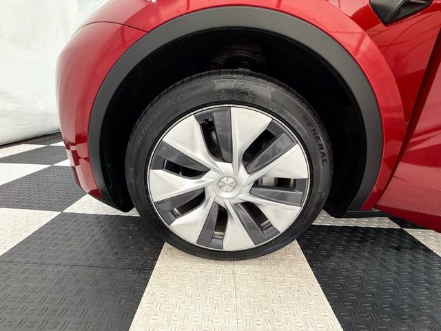 Used 2024 Tesla Model Y Long Range image 10