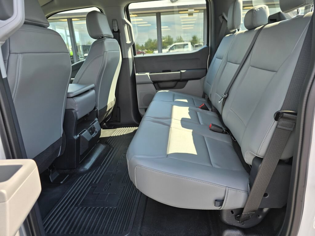 Used 2025 Ford F450 XL RWD image 12