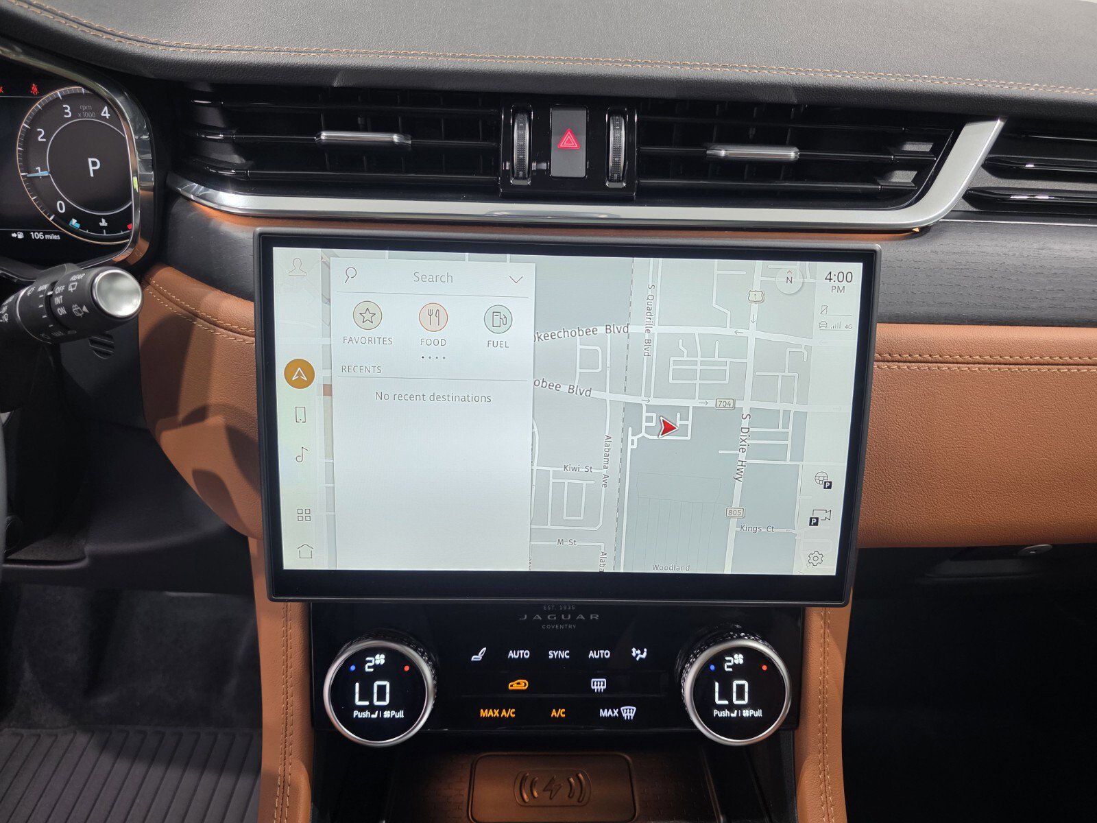 New 2026 Jaguar F-PACE R-Dynamic S image 17