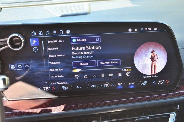 Used 2024 Chevrolet Traverse Z71 w/ Enhanced Driving Package image 30