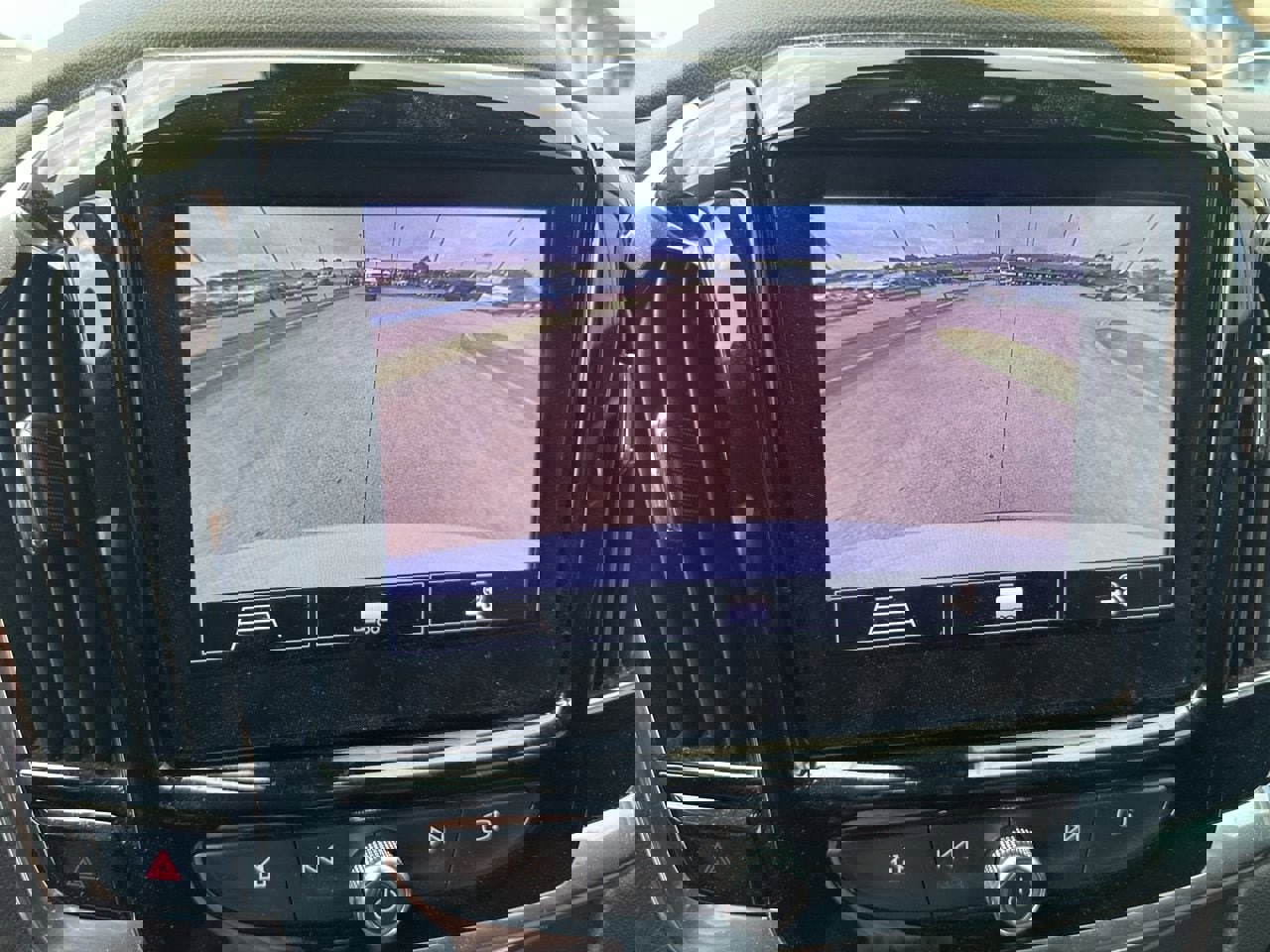 Used 2021 Chevrolet Traverse LT FWD image 26