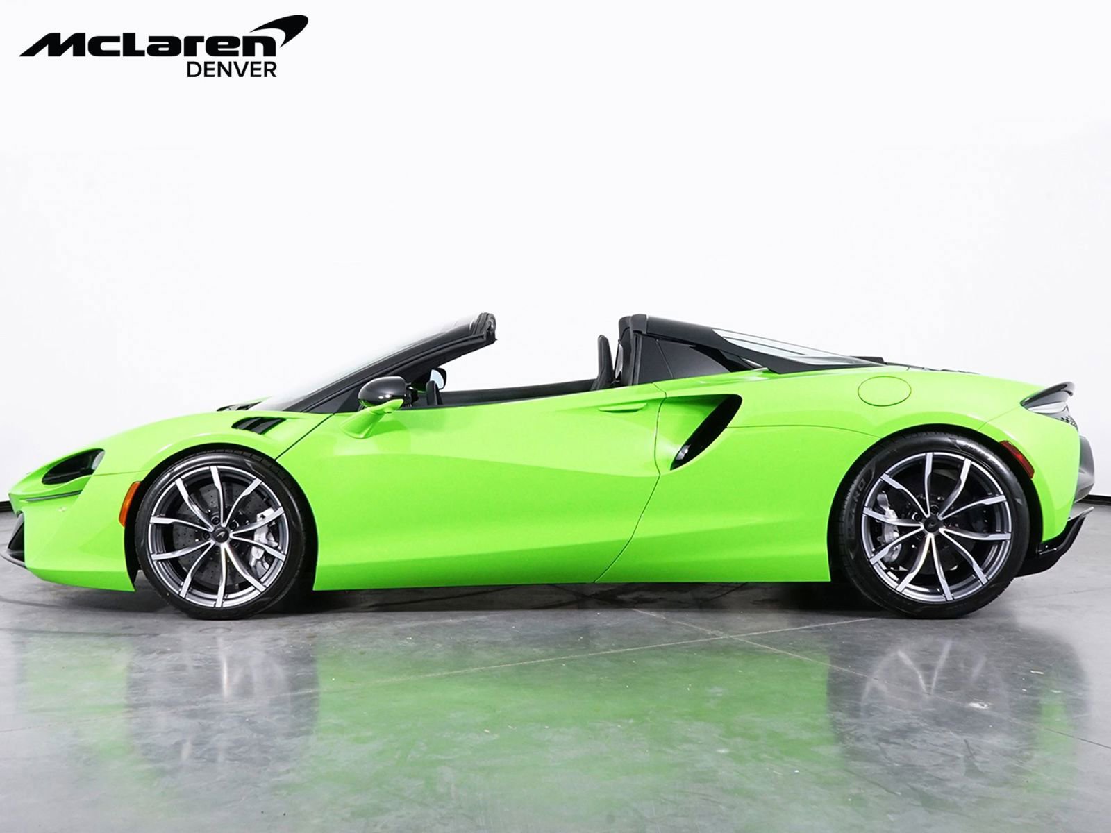 New 2026 McLaren Artura Spider RWD image 2