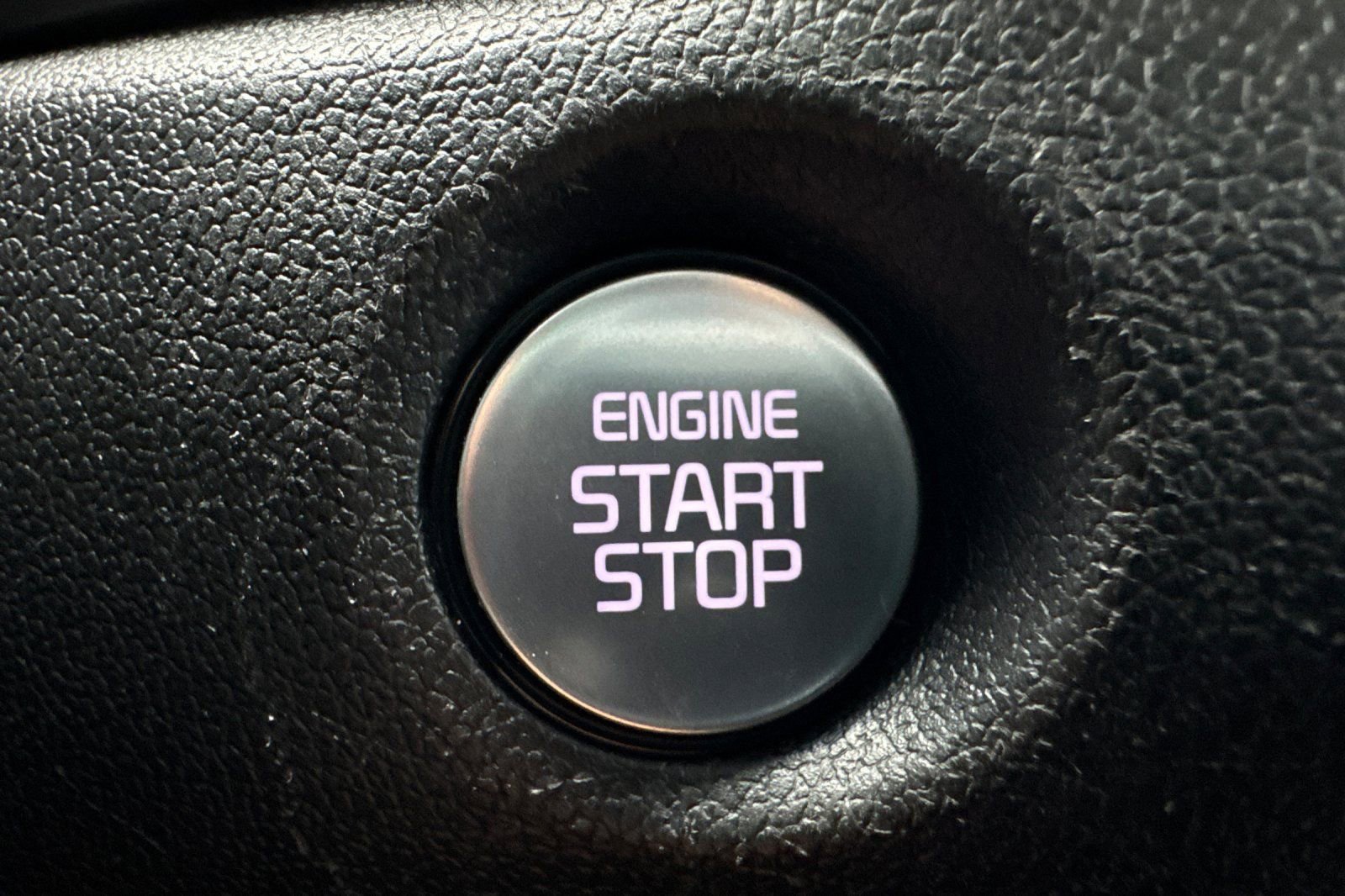 Used 2024 Kia Sorento S image 26