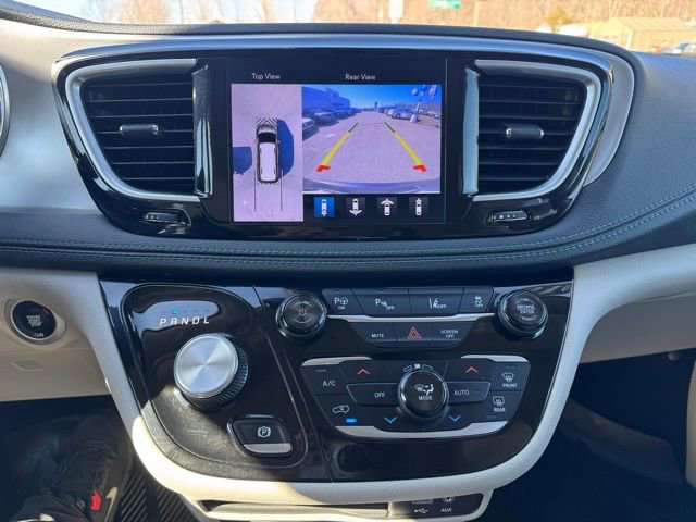 Used 2018 Chrysler Pacifica Limited w/ Advanced Safetytec Group image 39