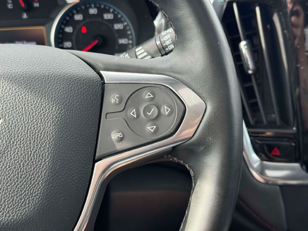 Used 2023 Chevrolet Traverse RS AWD/4WD image 26