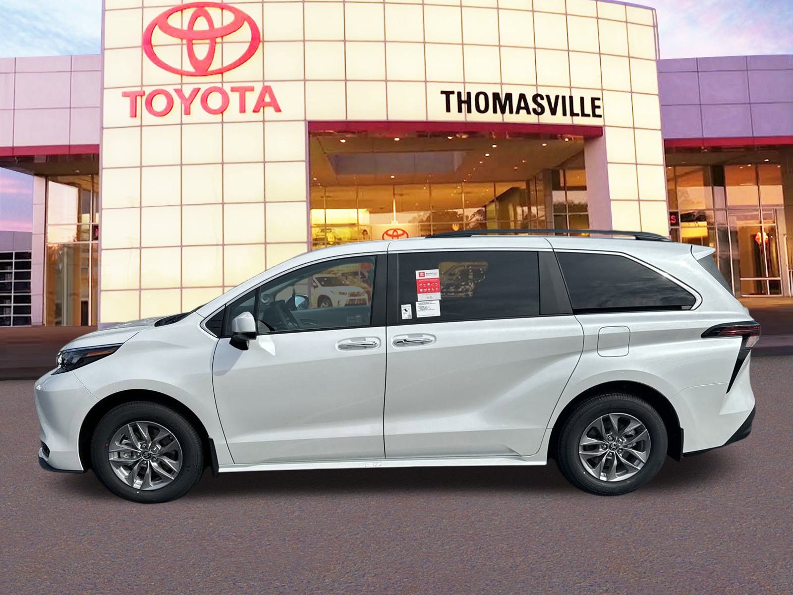 New 2025 Toyota Sienna XLE w/ XLE Plus Package FWD image 8