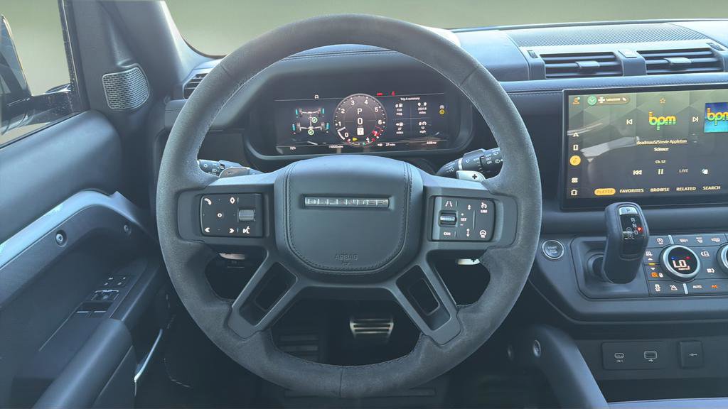 Used 2023 Land Rover Defender 90 V8 image 9