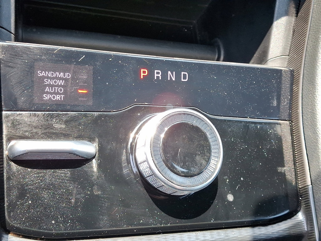 Used 2024 Jeep Grand Cherokee Limited image 30