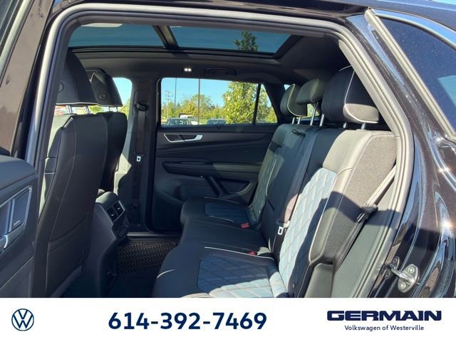 New 2026 Volkswagen Atlas Cross Sport SEL Premium R-Line image 17