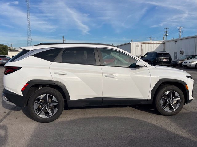 Used 2025 Hyundai Tucson SEL AWD/4WD image 15