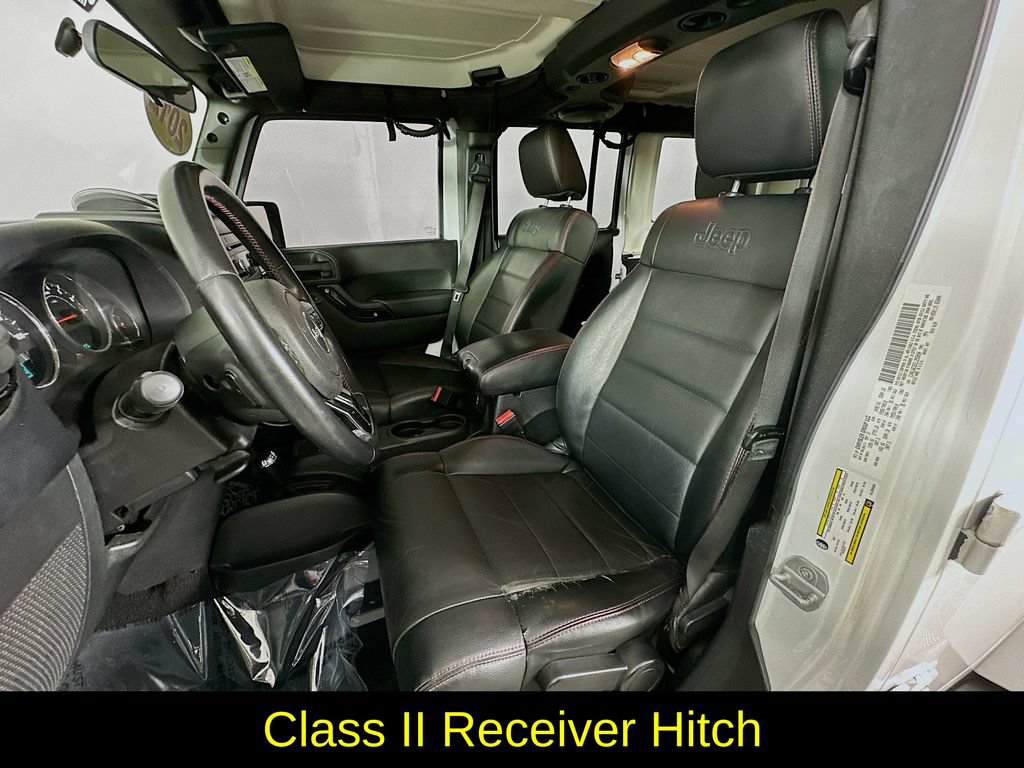 Used 2012 Jeep Wrangler Unlimited Sahara AWD/4WD image 24