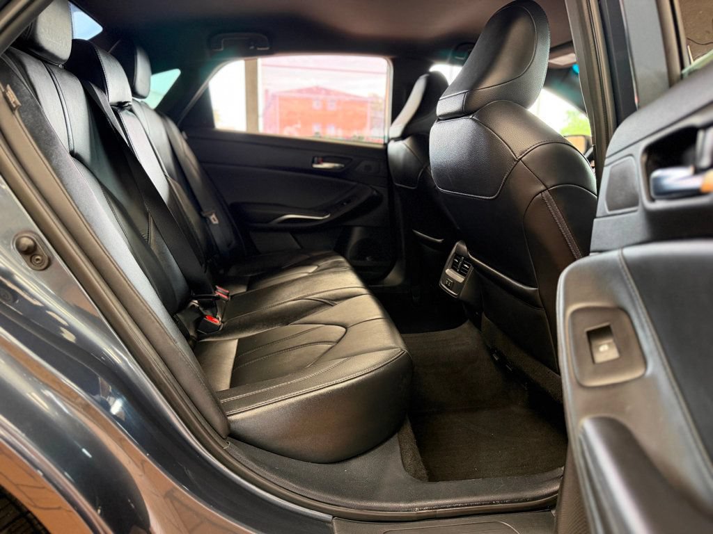 Used 2021 Toyota Avalon XLE FWD image 17