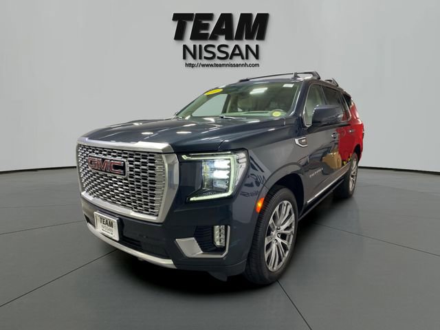 Used 2022 GMC Yukon Denali w/ Advanced Technology Package AWD/4WD image 3