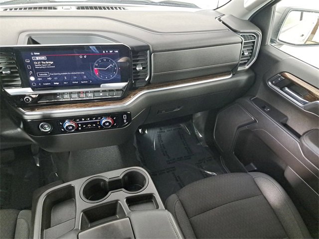 Used 2022 GMC Sierra 1500 Elevation image 17