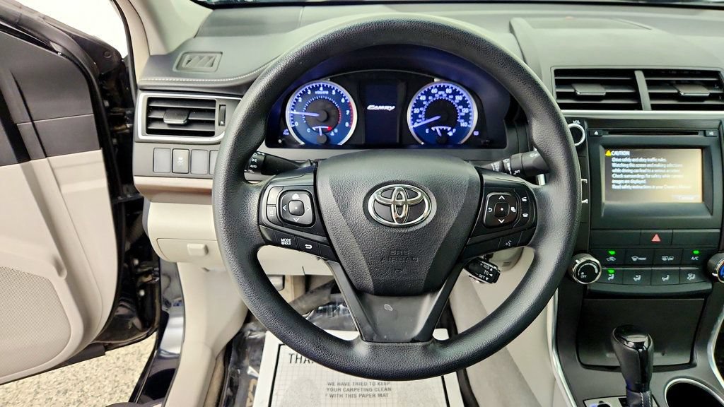 Used 2016 Toyota Camry FWD image 13