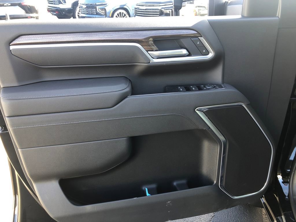 New 2026 Chevrolet Silverado 3500 LT w/ All Star Edition image 15