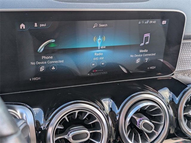 Used 2020 Mercedes-Benz GLB 250 image 24