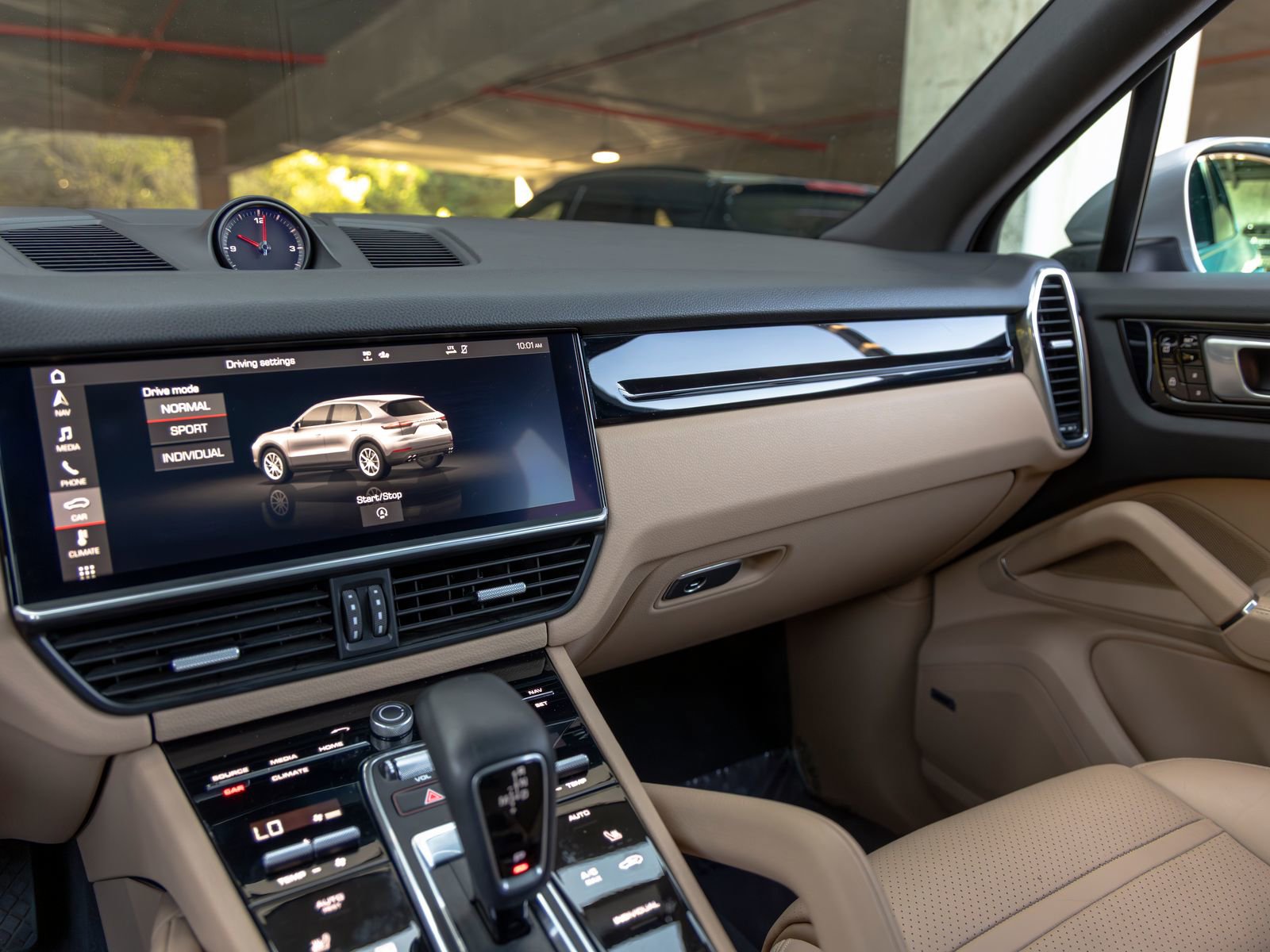 Certified 2020 Porsche Cayenne image 36