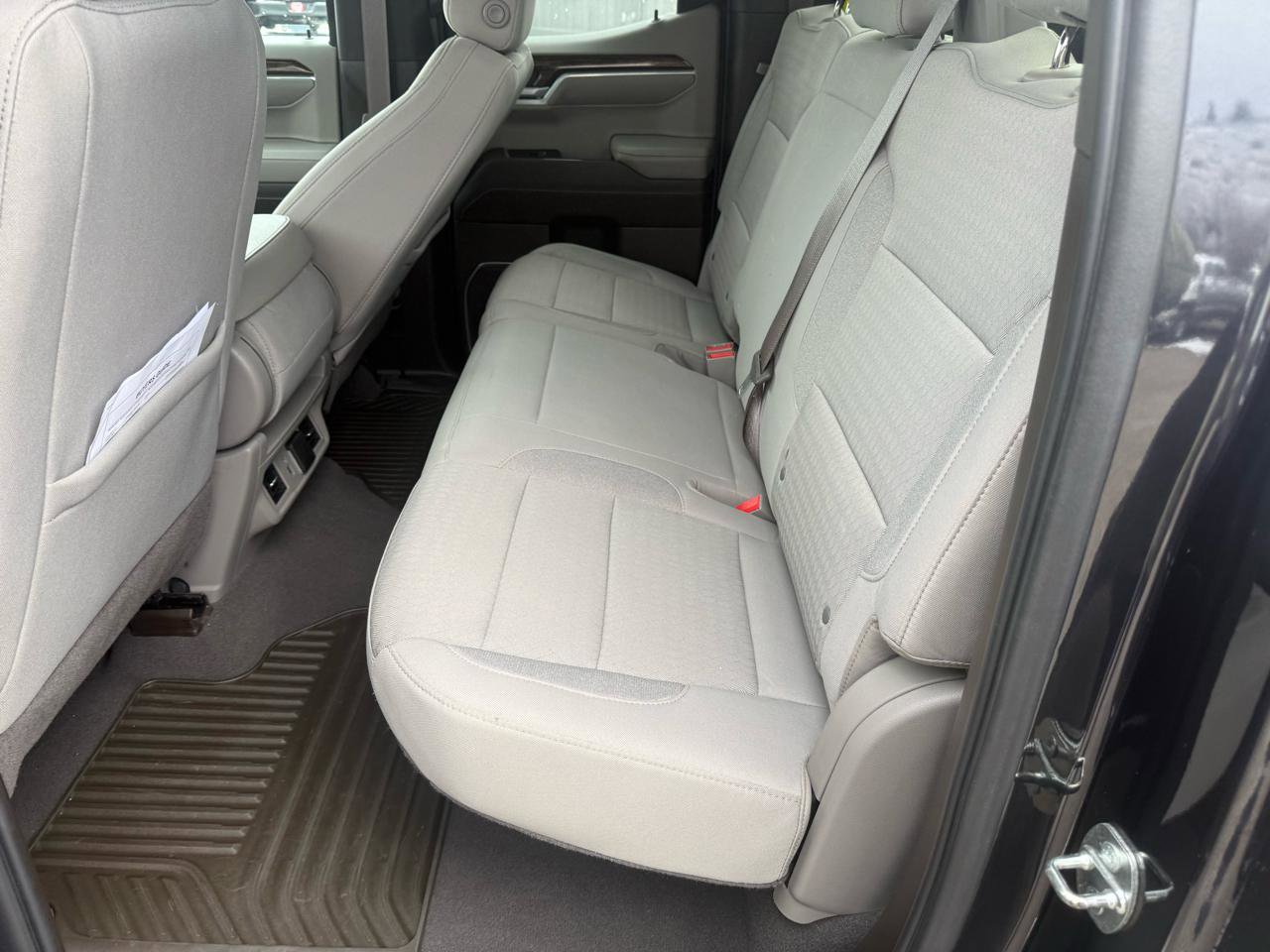 Used 2023 GMC Sierra 1500 SLE image 10