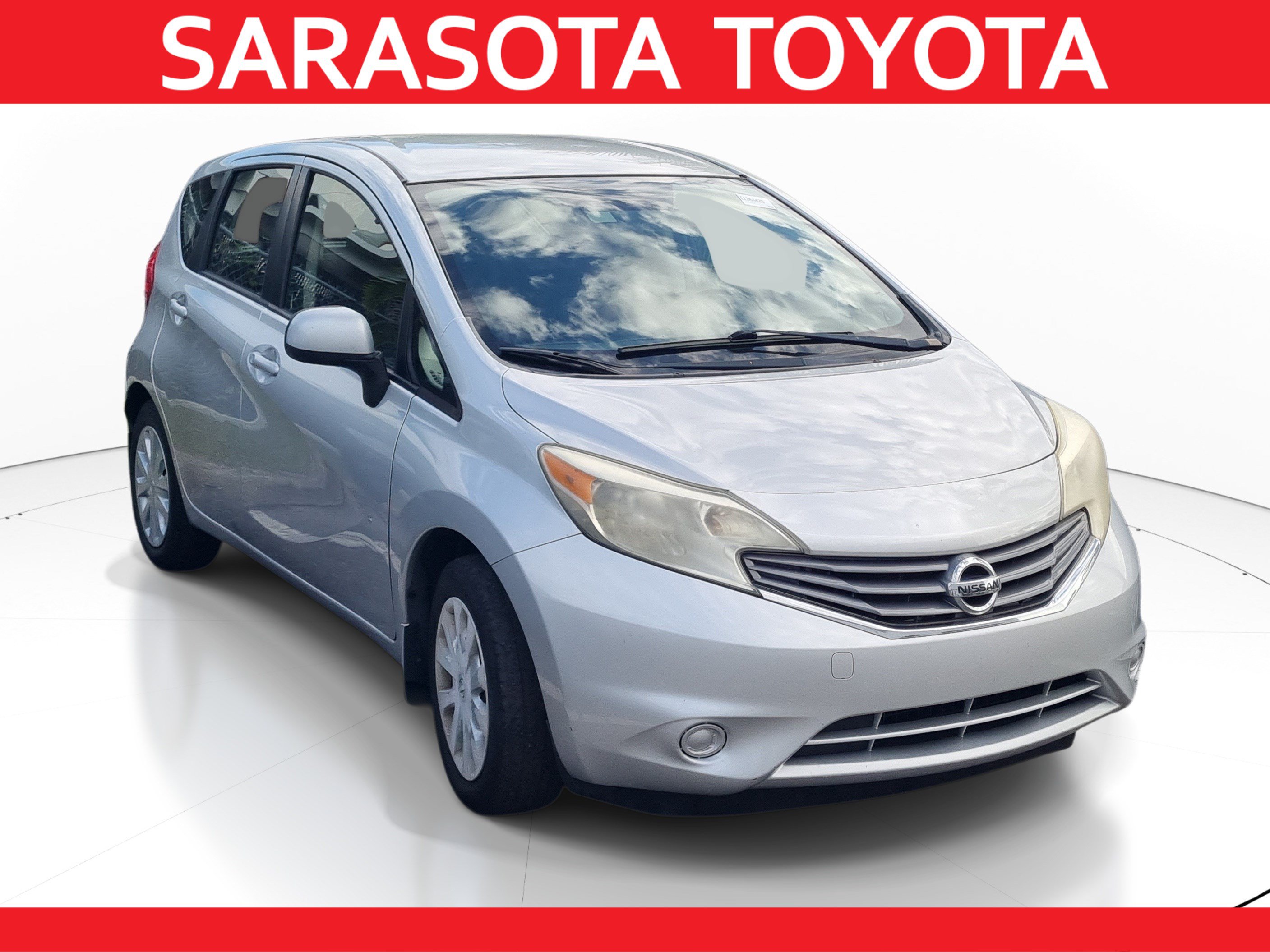 Used 2014 Nissan Versa Note SV w/ Convenience Package FWD image 1