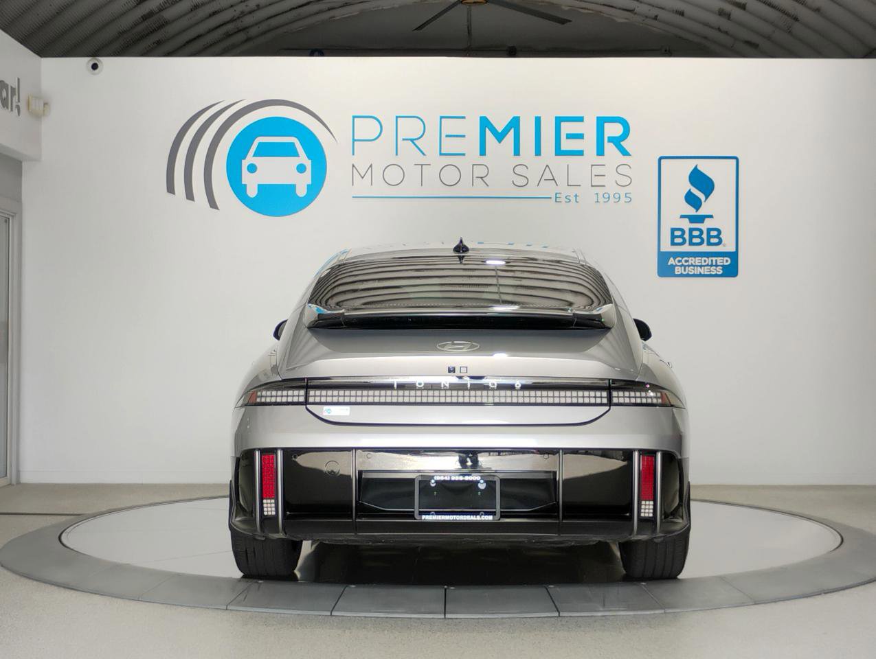 Used 2023 Hyundai Ioniq 6 SEL RWD image 5