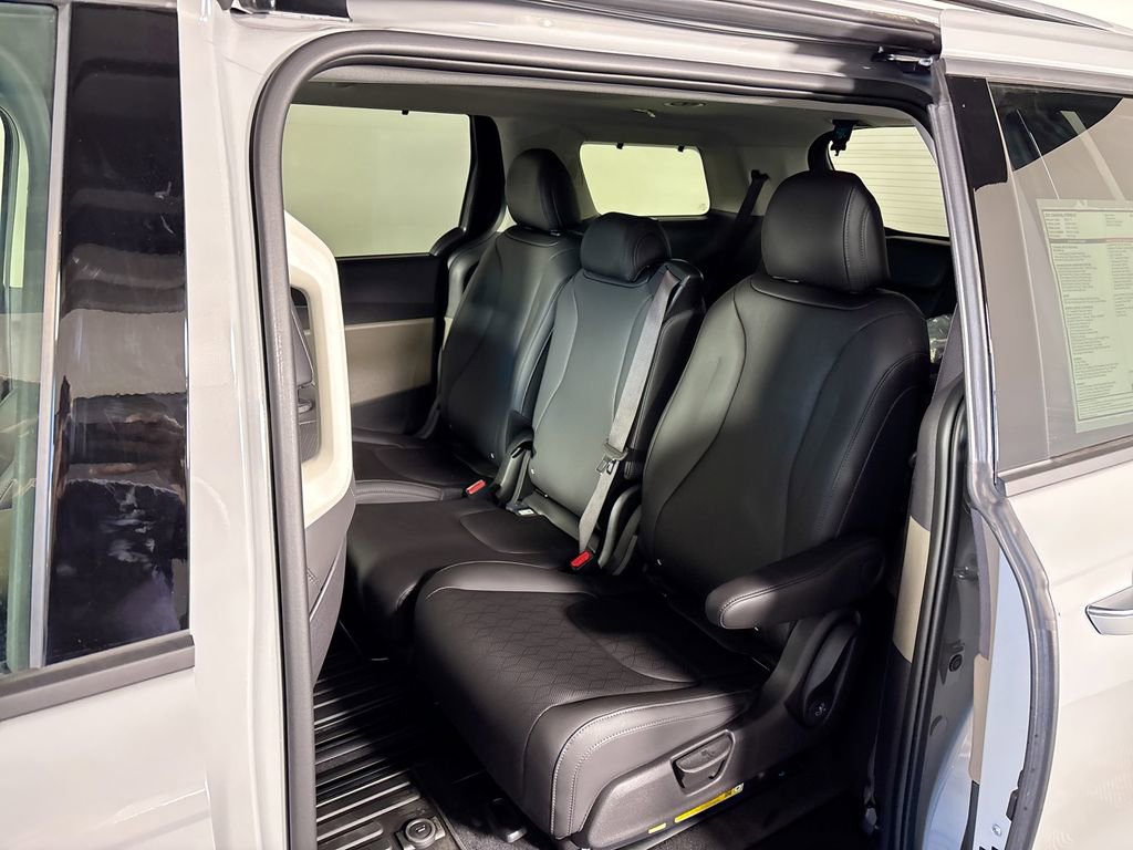 New 2026 Kia Carnival SX image 20