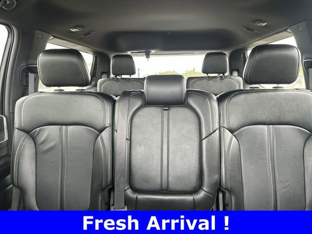 Used 2024 Jeep Wagoneer Series II w/ Flexible Seating Group image 31