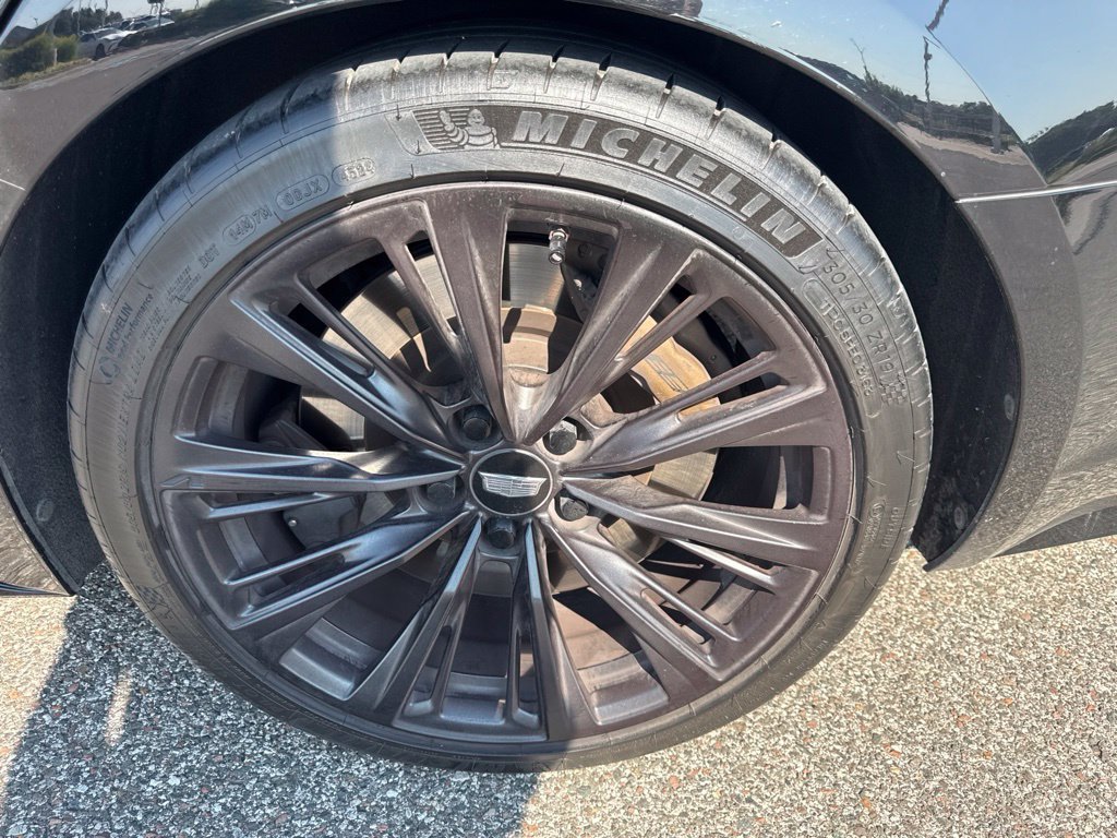 Used 2022 Cadillac CT5 V Blackwing w/ Parking Package RWD image 7