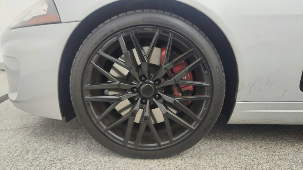 Used 2010 Jaguar XKR R RWD image 38