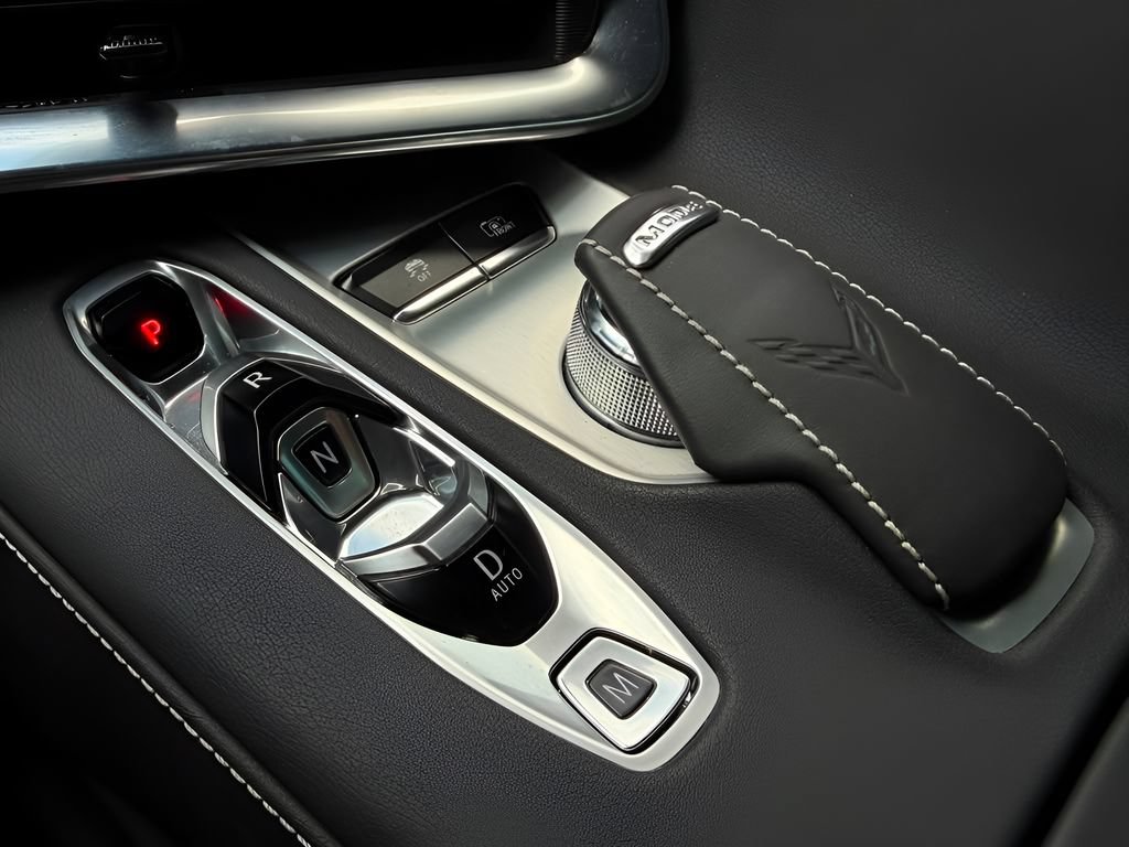Used 2021 Chevrolet Corvette Stingray Preferred Conv w/ Z51 Performance Package RWD image 19
