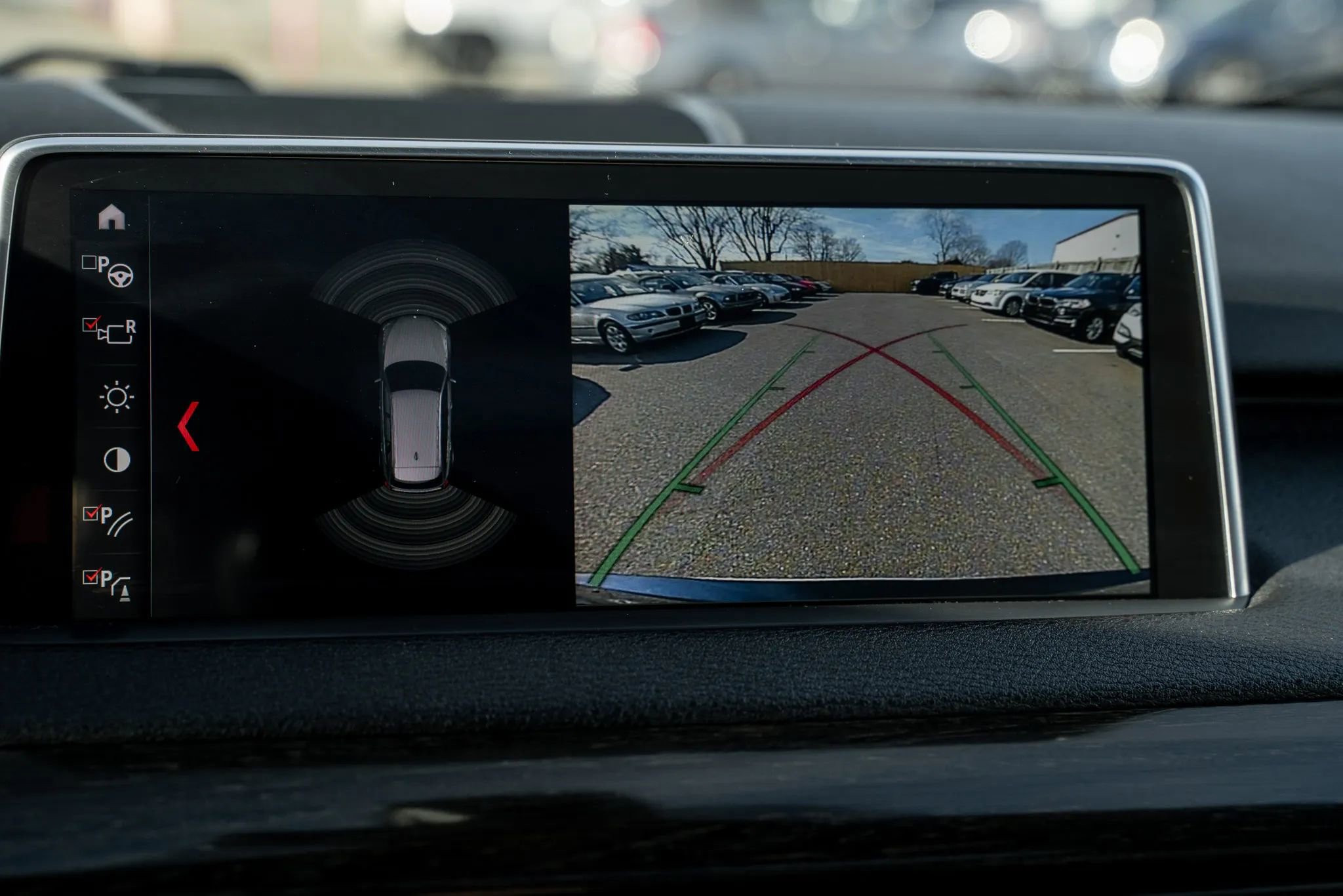 Used 2018 BMW X5 xDrive35d w/ M Sport Package image 27