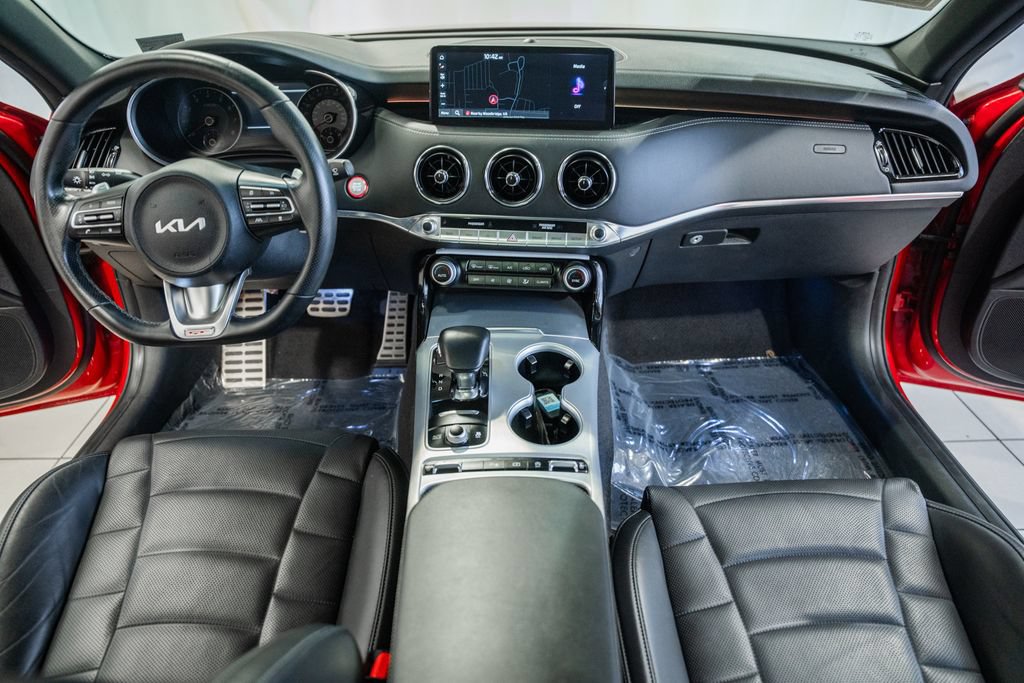 Used 2022 Kia Stinger GT2 AWD/4WD image 18