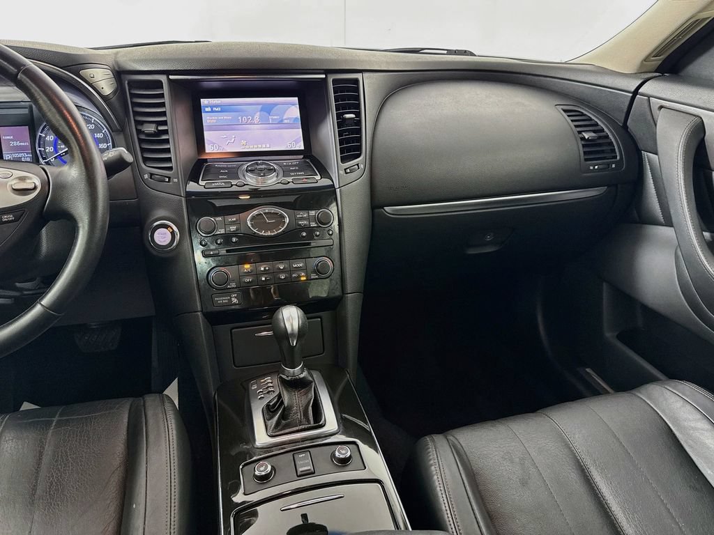 Used 2016 INFINITI QX70 2WD image 29