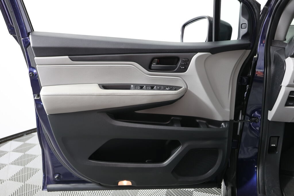 Used 2019 Honda Odyssey EX-L image 12