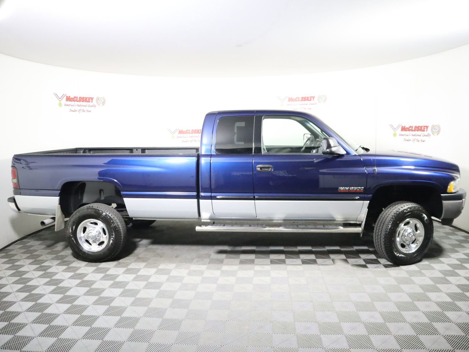 Used 2001 Dodge Ram 2500 Truck SLT image 3