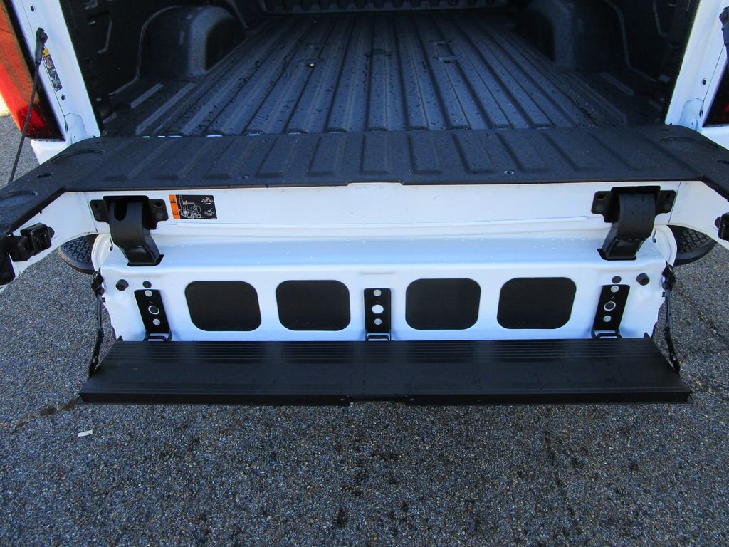 New 2026 GMC Sierra 2500 SLT w/ SLT Premium Package image 19