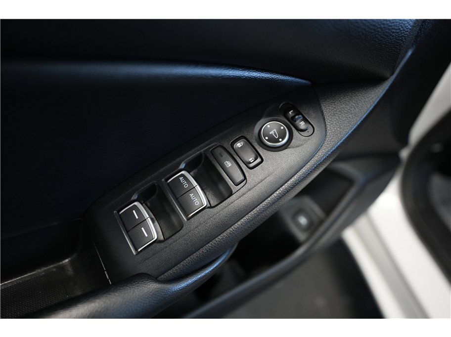 Used 2018 Honda Accord Sport image 17