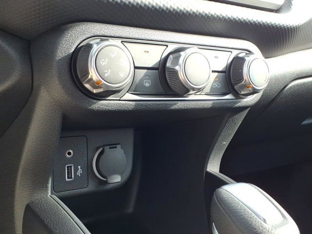 Used 2025 Nissan Kicks Play S FWD image 14