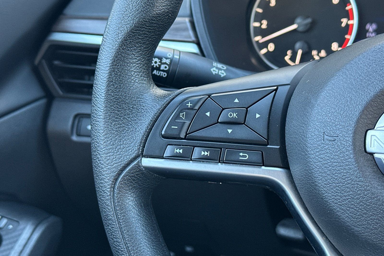 Certified 2024 Nissan Altima 2.5 SV image 26