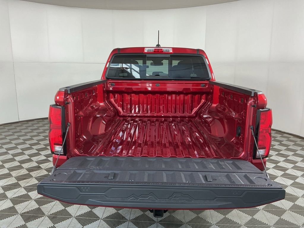 New 2026 Chevrolet Colorado LT w/ LT Convenience Package AWD/4WD image 9