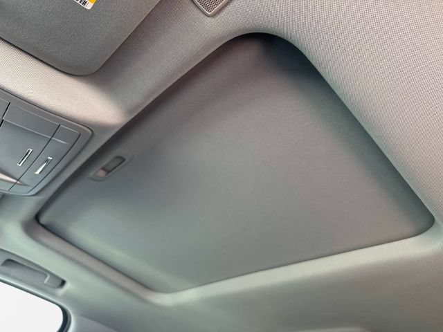 Used 2019 GMC Yukon SLT AWD/4WD image 21