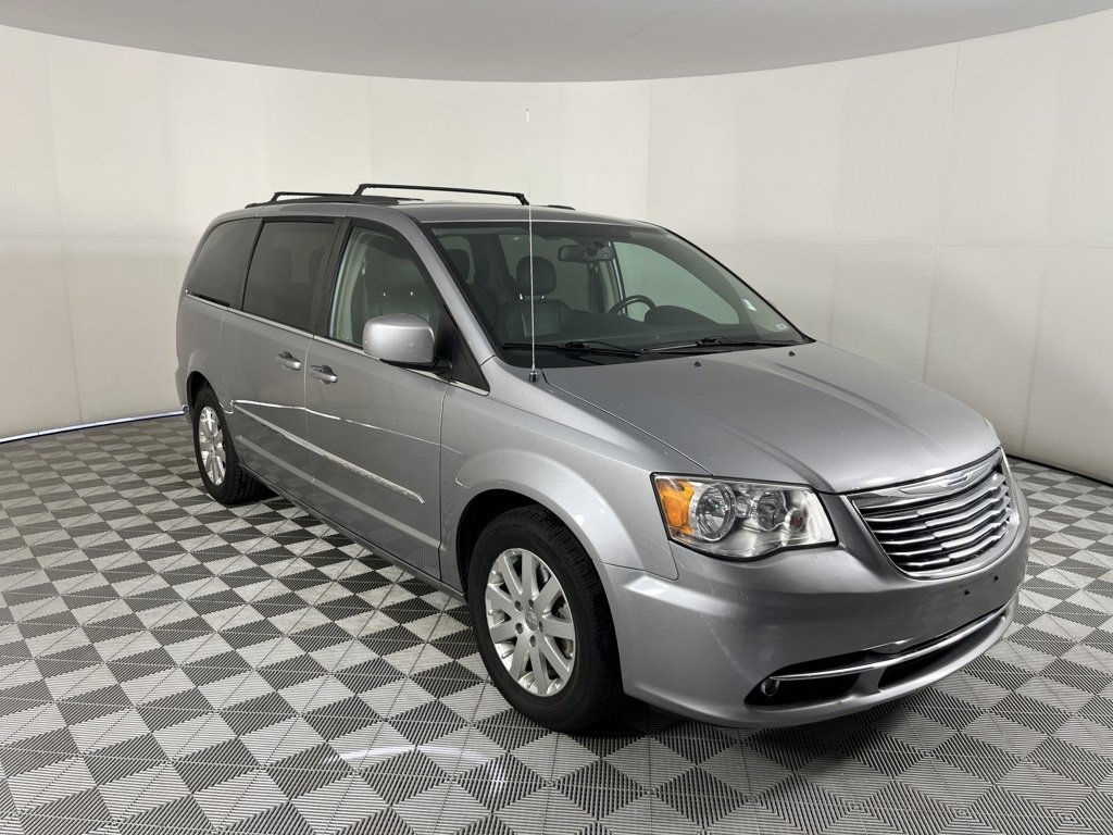 Used 2015 Chrysler Town & Country Touring