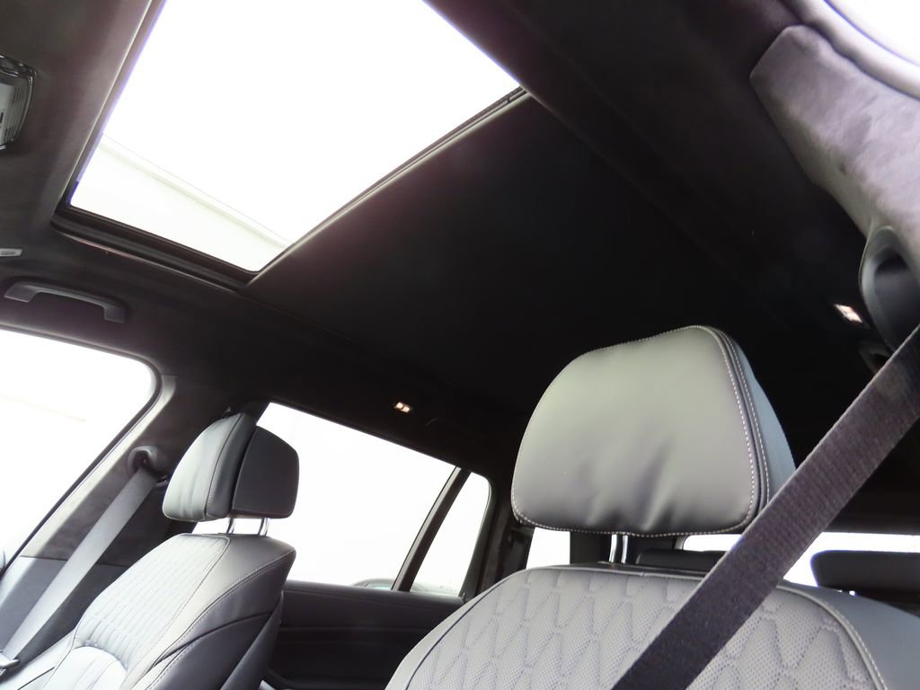 New 2026 BMW X7 xDrive40i w/ Executive Package image 44