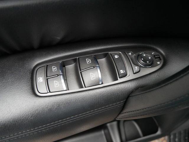 Certified 2023 Nissan Armada SL w/ Captain's Chairs Package image 16