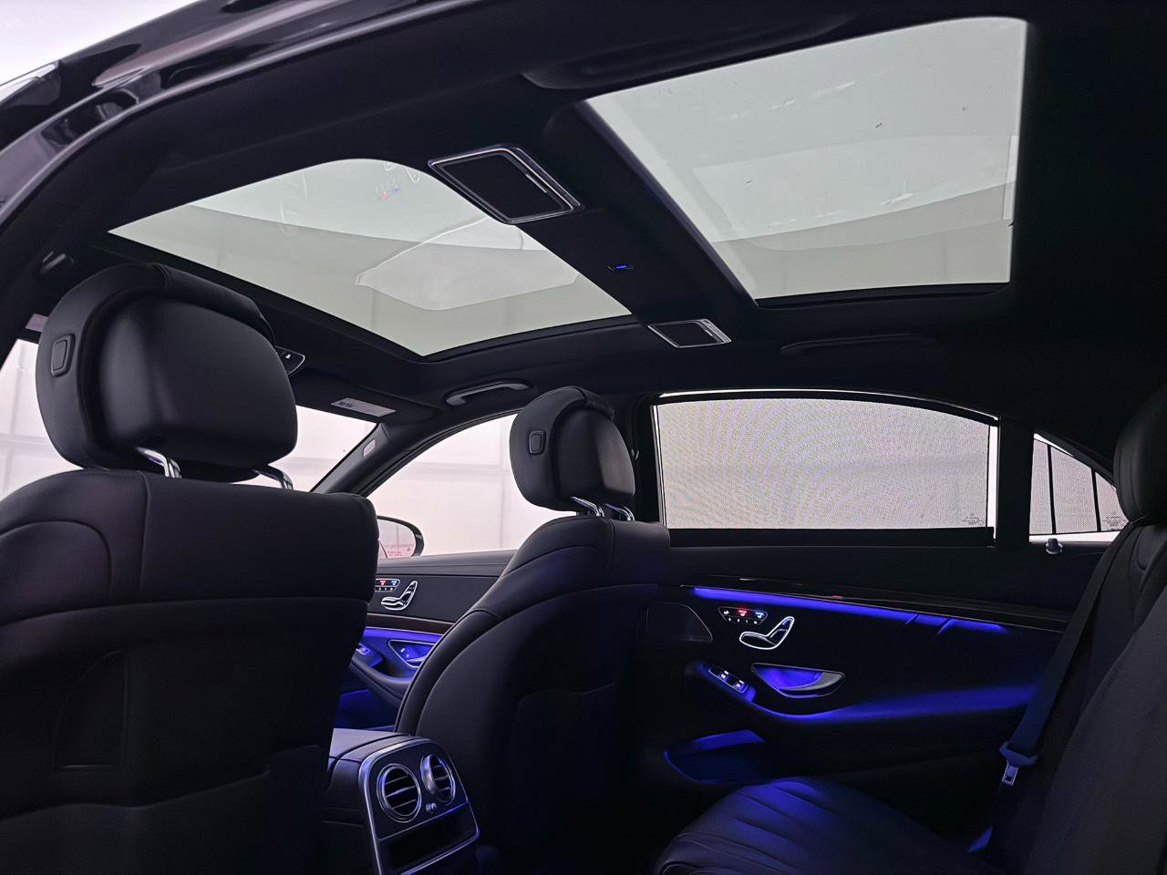 Used 2017 Mercedes-Benz S 550 4MATIC Sedan image 23