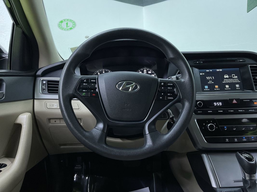 Used 2017 Hyundai Sonata SE image 18