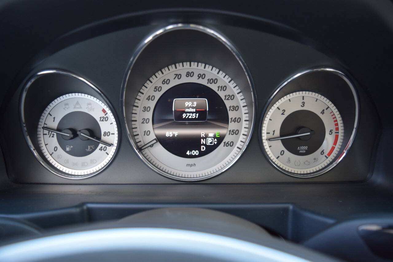 Used 2013 Mercedes-Benz GLK 250 BlueTEC 4MATIC image 67
